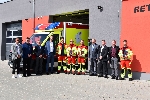 Bild 1: Auszeichnung der berufsbegleitend weitergebildeten Mitarbeiter in der Rettungswache Peitz/Picnjo, Quelle: Landkreis Spree-Neie/Wokrejs Sprjewja-Nysa