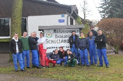 Bild 2: Azubis des OSZ Cottbus reinigen Schullandheim in Burg (Spreewald) / OSZ Cottbus