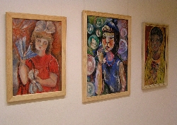 Bild 2: Sigrid Bolduan zeigt ihre Kunstwerke / Heidemuseum Spremberg