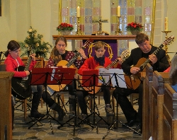 Bild 1: Musik- und Kunstschule des Landkreises Spree-Neie / Adventskonzert Forst 2013