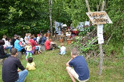 Bild 1: Waldfest am Kleinsee, Quelle: Waldschule Kleinsee