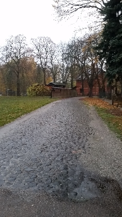 Bild 1: Radwegelckenschluss Gro Klzig vor Sanierung, Quelle: Landkreis Spree-Neie/Wokrejs Sprjewja-Nysa